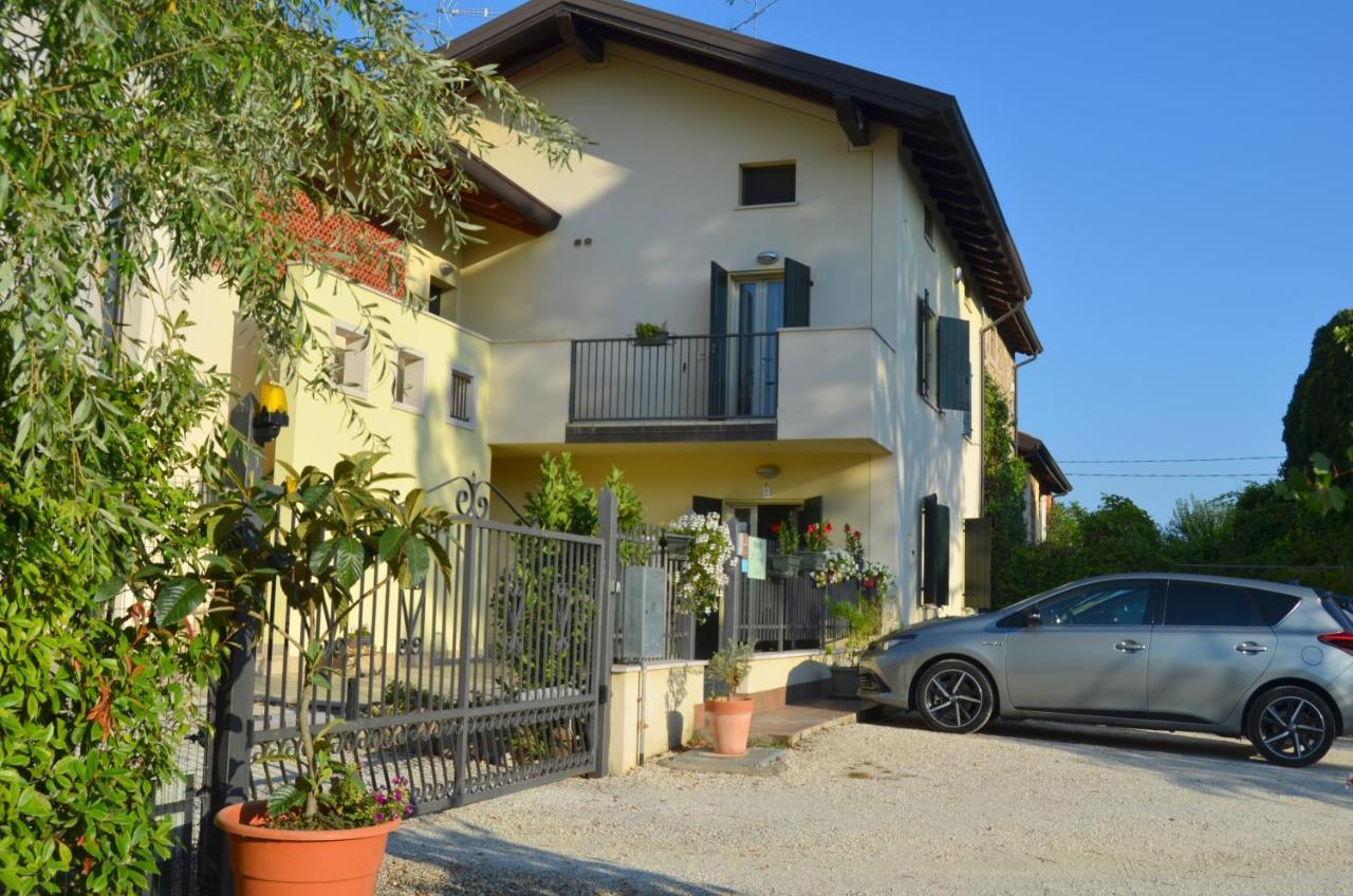 Bb Il Grande Salice Bike Friends Bed and Breakfast Ponti sul Mincio Exteriör bild
